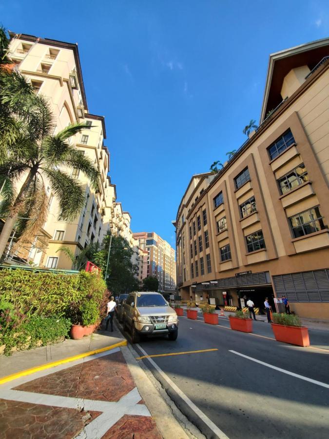 Cozyvilla At 81 Newport Blvd Walk To Naia T3 Marriott & Resorts World Casino & Newport Mall For 5 Pax Free Parking!!!! 파사이 외부 사진