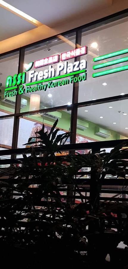 Cozyvilla At 81 Newport Blvd Walk To Naia T3 Marriott & Resorts World Casino & Newport Mall For 5 Pax Free Parking!!!! 파사이 외부 사진