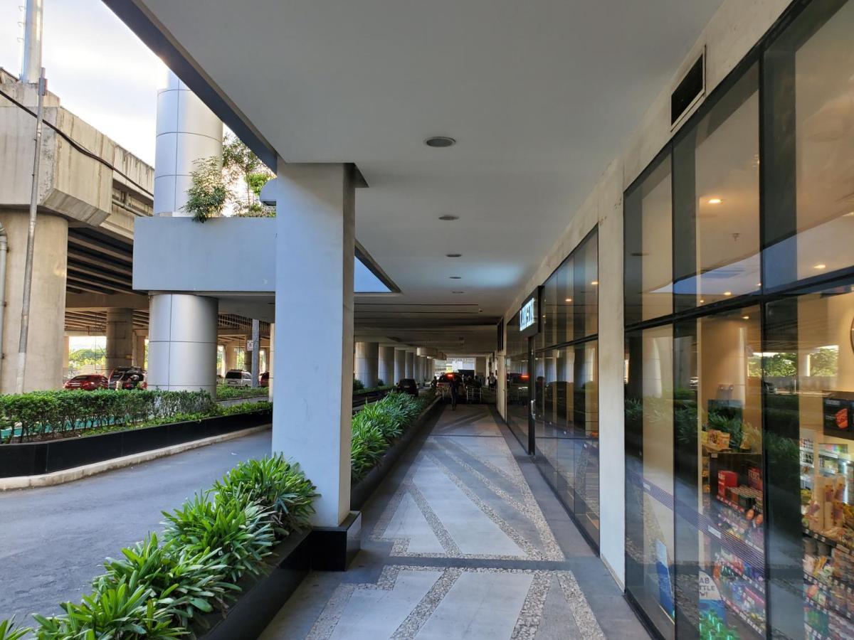 Cozyvilla At 81 Newport Blvd Walk To Naia T3 Marriott & Resorts World Casino & Newport Mall For 5 Pax Free Parking!!!! 파사이 외부 사진
