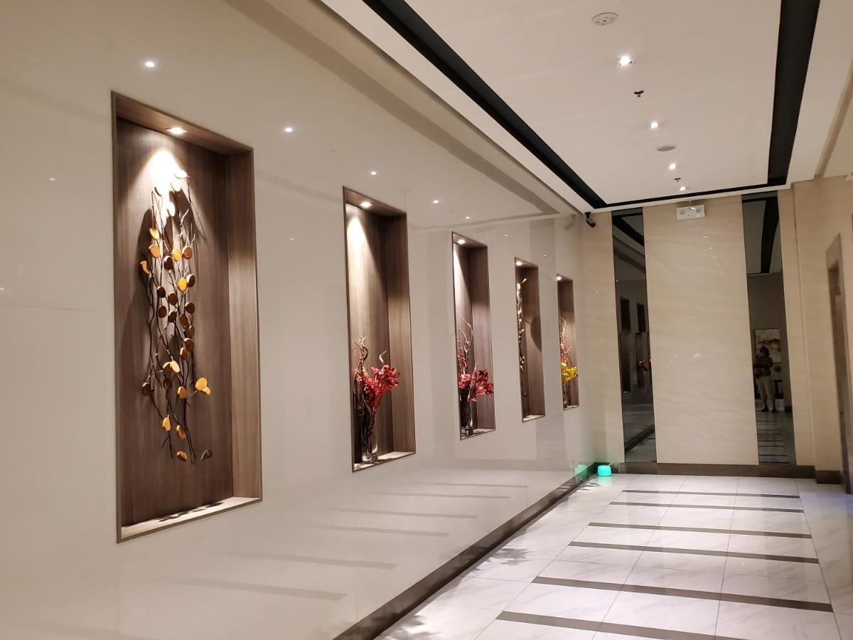 Cozyvilla At 81 Newport Blvd Walk To Naia T3 Marriott & Resorts World Casino & Newport Mall For 5 Pax Free Parking!!!! 파사이 외부 사진